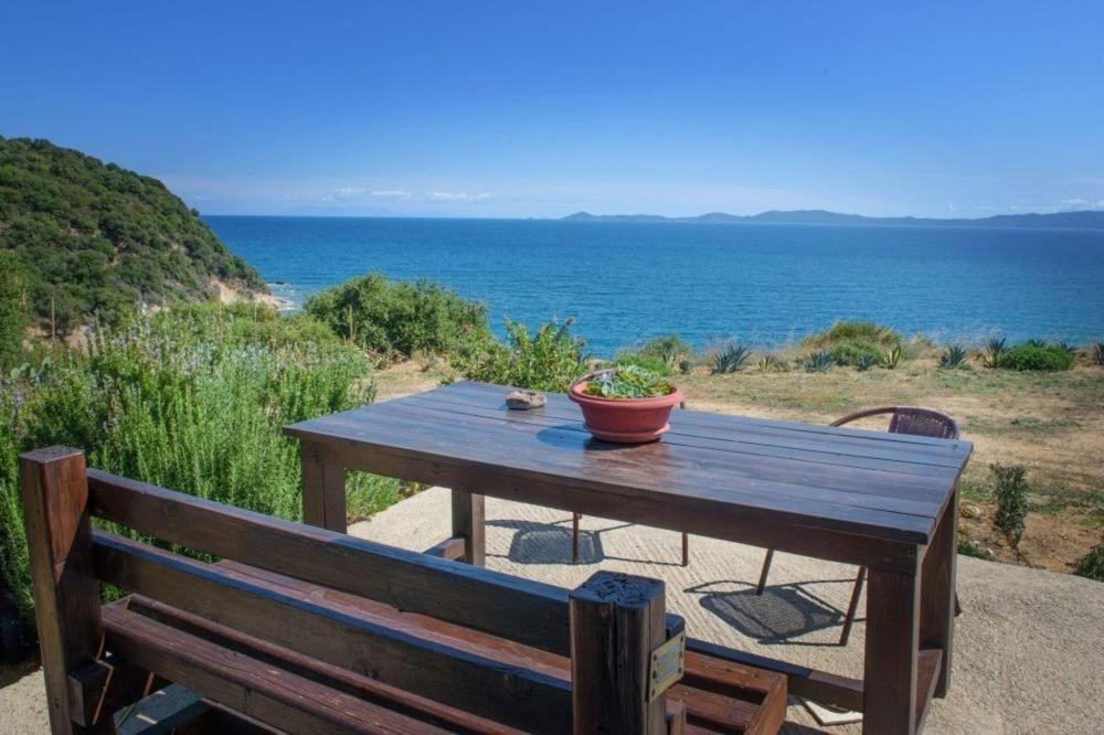 Katevi Luxury Seafront Villa Иерисос Екстериор снимка