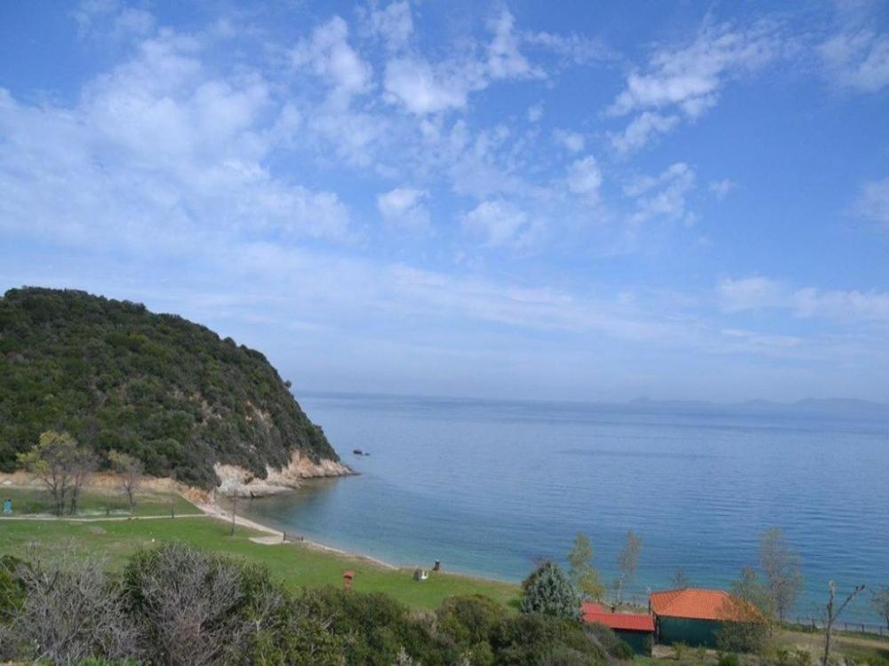 Katevi Luxury Seafront Villa Иерисос Екстериор снимка